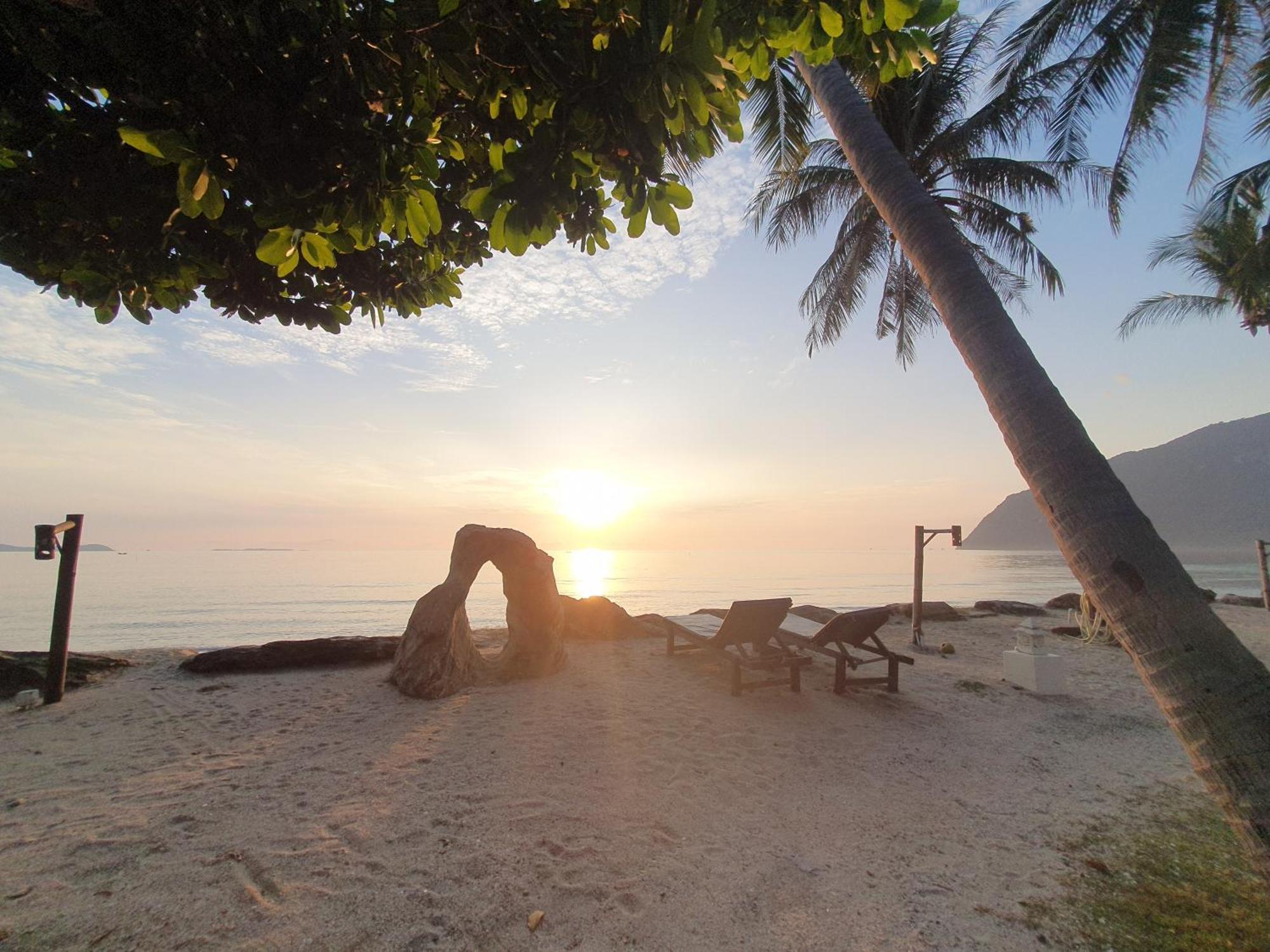 Baan Thong Ching Resort Khanom Exterior photo